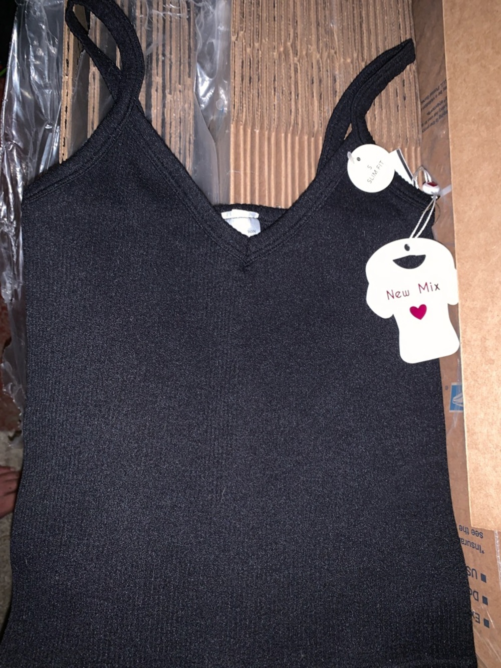 🆕- New Mix Black Ribbed V-Neck Cami